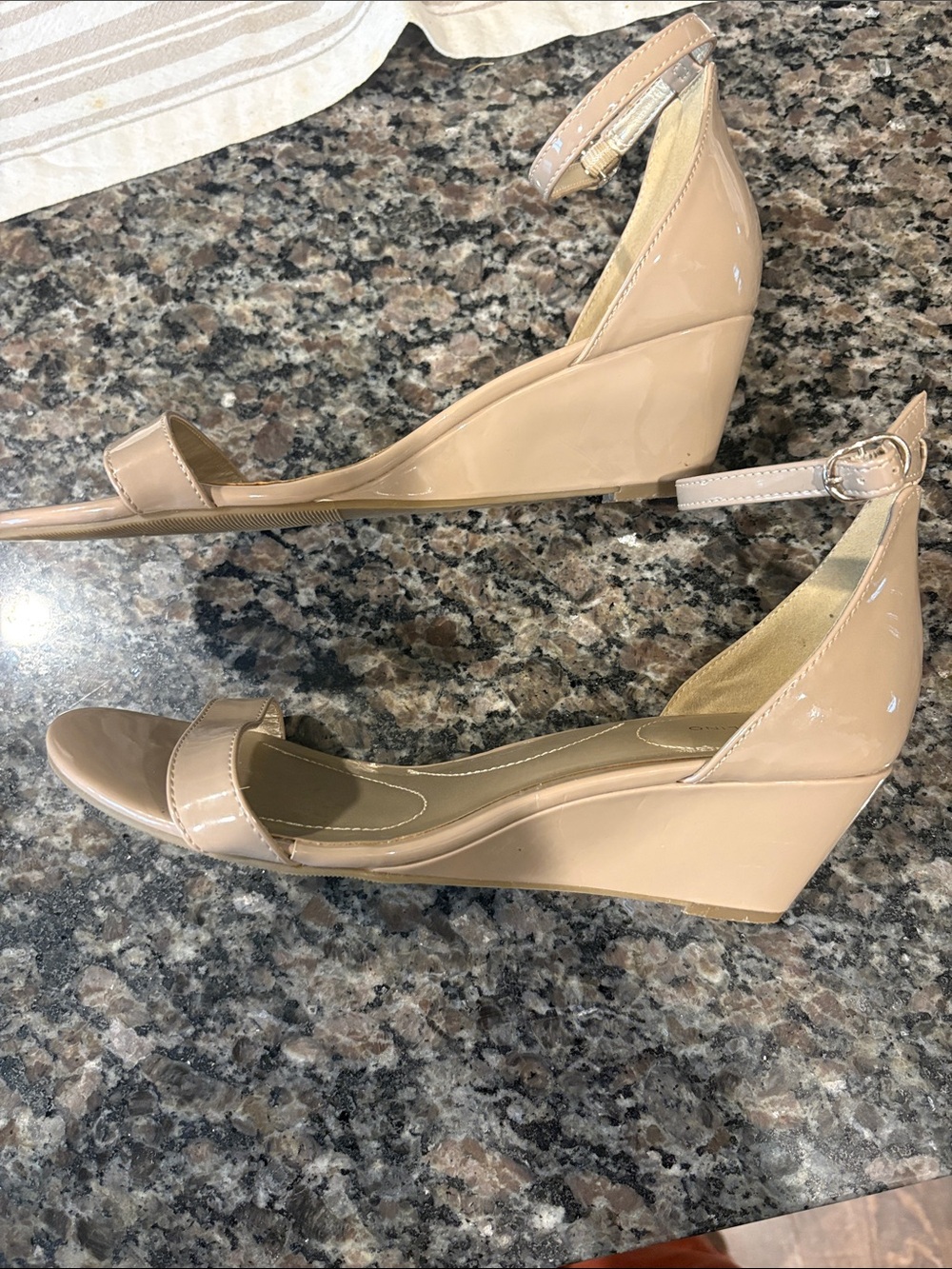 Bandolino Nude Patent Ankle-Strap Block Heels - Picture 4 of 6